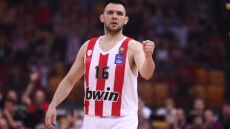 Ολυμπιακός: Αναχωρεί χωρίς Παπανικολάου για Βαρκελώνη - Παραμένει εκτός λόγω ίωσης