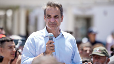 Εκλογές 2023: Ο Μητσοτάκης στις λαϊκές περιοχές με «όπλο» την πρωτοφανή συσπείρωση της ΝΔ