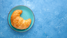 Έρευνα του Olivemagazine.gr: Τι κρύβεται μέσα στα κρουασάν;