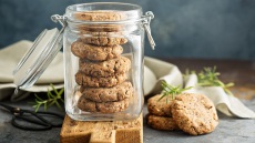 Zero waste τρόποι για να εκμεταλλευτούμε τα μπισκότα που περίσσεψαν