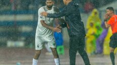 Ινδία: Αποβλήθηκε ο προπονητής της εθνικής γιατί εμπόδισε την εκτέλεση πλαγίου - Δείτε βίντεο