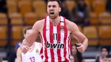 Ολυμπιακός: Προανήγγειλε Μιλουτίνοφ με... Μαρινέλα - Δείτε το tweet