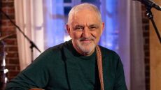 Στο νοσοκομείο ο Νίκος Πορτοκάλογλου - Υποβλήθηκε σε επέμβαση ρουτίνας