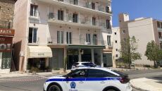 Βρέθηκαν χειροβομβίδες σε εγκαταλελειμμένο ξενοδοχείο στην Κυπαρισσία