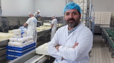 Κυανό: Η απάντηση της ελληνικής τυροκομίας απέναντι στο γαλλικό Roquefort και την ιταλική Gorgonzola