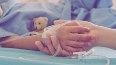 Κοξάκι - ΕΟΔΥ: Αυξήθηκαν τα κρούσματα στα παιδιά σε όλη τη χώρα - Συμπτώματα, χρόνος επώασης, μέτρα πρόληψης