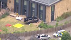 Βρετανία: Μάχη για τη ζωή της δίνει 8χρονη που παρασύρθηκε από τζιπ μέσα στο σχολείο της στο Γουίμπλεντον