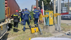 Θεσσαλονίκη: Τρένο παρέσυρε μηχανή - Σοβαρά τραυματίας ο δικυκλιστής