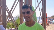 Καβούρι: «Έγιναν υπεράνθρωπες προσπάθειες από όλους μας» λέει ο ναυαγοσώστης που ανέσυρε νεκρό τον 6χρονο από τη θάλασσα