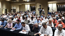 ΣΥΡΙΖΑ: Στις 10 και 16 Σεπτεμβρίου η εκλογή προέδρου - Ένταση στην Κεντρική Επιτροπή για για τις ημερομηνίες  