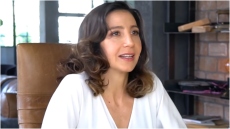 Μαρία Ελένη Λυκουρέζου: «Όταν πέθανε η μητέρα μου εξαφανίστηκαν όλοι»