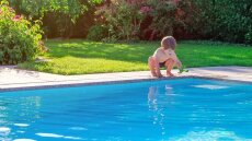 Καλοκαίρι: Τρεις σοβαροί κίνδυνοι για τα παιδιά – Οδηγίες προστασίας και πρώτων βοηθειών