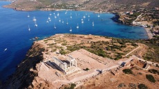 6 ταβέρνες που ξεχωρίζουμε στο Σούνιο, την Αρτέμιδα και τα Καλύβια