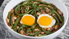 Τα φασολάκια αλλιώς, στο Pharaoh από τον Μανώλη Παπουτσάκη