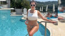 Ίμοτζεν Τόμας: Το γνωστό μοντέλο πόζαρε τόπλες στη Σαντορίνη