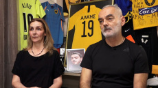 Δολοφονία Άλκη Καμπανού: «Περισσότερο ένοχους θεωρώ τους γονείς» - Ο πατέρας και η μητέρα του μιλούν για την καταδίκη των «12»