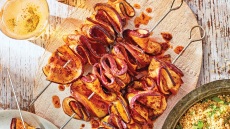 Πικάντικα σουβλάκια μελιτζάνας