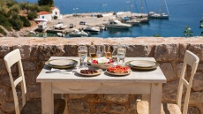 Διακοπές και υγιεινή διατροφή: 6 χρήσιμα tips για να μην ξεφύγετε