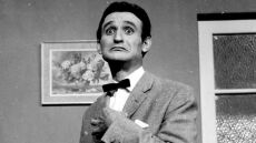 Σωτήρης Μουστάκας: Ο λόγος που έχασε το Όσκαρ για την ερμηνεία του στον «Ζορμπά»