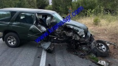 Θεσσαλονίκη: Στρατιωτικό τζιπ έπεσε πάνω σε δέντρο - Ελαφρά τραυματίας ο οδηγός