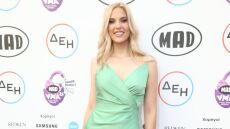 Μαντώ Γαστεράτου: Η φωτογραφία που τη δείχνει να κάνει ντους στη Νάξο