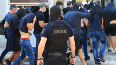 Νέα Φιλαδέλφεια: Προφυλακίζονται και οι 30 χούλιγκαν που απολογήθηκαν σήμερα για τον φόνο του Μιχάλη