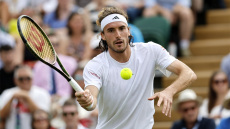 Πρεμιέρα στο διπλό ο Τσιτσιπάς, η Σάκκαρη… ακόμη περιμένει την αντίπαλό της