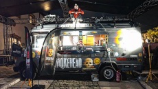 Θ. Παστουρματζής: Ο πολυσχιδής Θεσσαλονικιός σεφ με τη θηριώδη καντίνα που οργώνει όλη την Ελλάδα