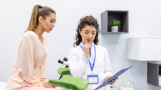 Καρκίνος τραχήλου μήτρας: Δύο προληπτικές κινήσεις που αποτρέπουν τον κίνδυνο