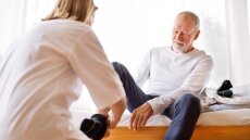 Το «έξυπνο» αξεσουάρ που βελτιώνει την ποιότητα ζωής ατόμων με άνοια