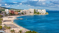 Ομαδικός βιασμός Βρετανίδας τουρίστριας στη Μαγιόρκα - Οι 8 ύποπτοι «δεν γνωρίζονταν όλοι μεταξύ τους»