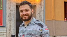 Μιχάλης Σεβαστέρης: Το κωμικό πρόσωπο του βιγκανισμού