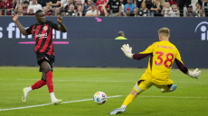 Παρί Σεν Ζερμέν: Ο Κολό Μουανί απείχε από την προπόνηση της Αϊντραχτ και πιέζει να φύγει για Παρίσι 