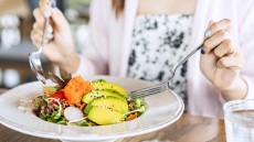 Ισορροπημένη διατροφή: Γιατί είναι η πιο αποτελεσματική «δίαιτα»;