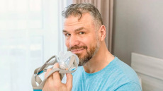 Η αναπνευστική θεραπεία που καταπολεμά την άπνοια και αναστρέφει τη γήρανση