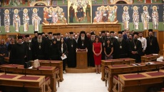 Συνεδρίασε η Διαρκής Ιερά Σύνοδος - Η Εκκλησία αναλαμβάνει πρωτοβουλία κατά της βίας των ανηλίκων