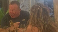 Κρήτη: «Ήταν μεθυσμένοι, έβρισκαν δικαιολογίες για να μην πληρώσουν» λέει ιδιοκτήτης ταβέρνας για τους Βρετανούς τουρίστες 