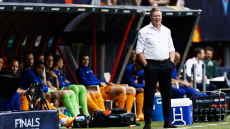 Ύμνοι Κούμαν για Μπακασέτα: «Σπουδαίο δεκάρι ο αρχηγός της Ελλάδας»