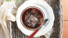 Πώς να φτιάξετε σπιτικό μούστο