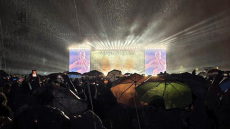 Imagine Dragons: Κύμα διαμαρτυριών για τη διεξαγωγή της συναυλίας τους στο ΟΑΚΑ σε συνθήκες σφοδρής κακοκαιρίας