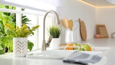 20 έξυπνοι τρόποι για να διατηρείτε την κουζίνα σας πάντα καθαρή
