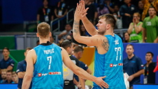 Μουντομπάσκετ, Σλοβενία - Ιταλία 89-85: Στην 7η θέση με κορυφαίο τον Ντόντσιτς - Δείτε βίντεο 