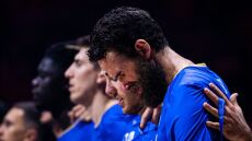  Μουντομπάσκετ: Ο Ντατόμε έκλαψε στην ανάκρουση του εθνικού ύμνου της Ιταλίας στο τελευταίο του παιχνίδι - Βίντεο 