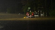 Κακοκαιρία Daniel - Λάρισα: Ανατράπηκαν λέμβοι που μετέφεραν πυροσβέστες και απεγκλωβισμένους πολίτες στη Γιάννουλη