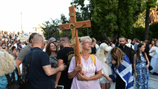 Σύνταγμα: 32 προσαγωγές ατόμων που προσπάθησαν να μπουν στη συγκέντρωση κατά των νέων ταυτοτήτων