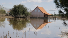 Κακοκαιρία Daniel: Αποκαρδιωτικές εικόνες από τον θεσσαλικό κάμπο - Μία βδομάδα στα λασπόνερα