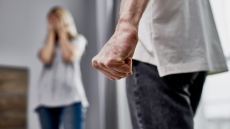 Γρεβενά: Στο νοσοκομείο 45χρονη μετά από άγριο ξυλοδαρμό από τον σύζυγό της