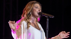 Έλενα Παπαρίζου: «Κάποτε έκανα μια συναυλία για έναν άνθρωπο και έναν σκύλο»