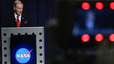 NASA: Κάπου στο σύμπαν πρέπει να υπάρχει εξωγήινη ζωή, μυστήριο και πιθανή απειλή τα UFO