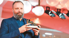 Ο Λάνθιμος μετά τη νίκη στη Βενετία «βλέπει» Οσκαρ